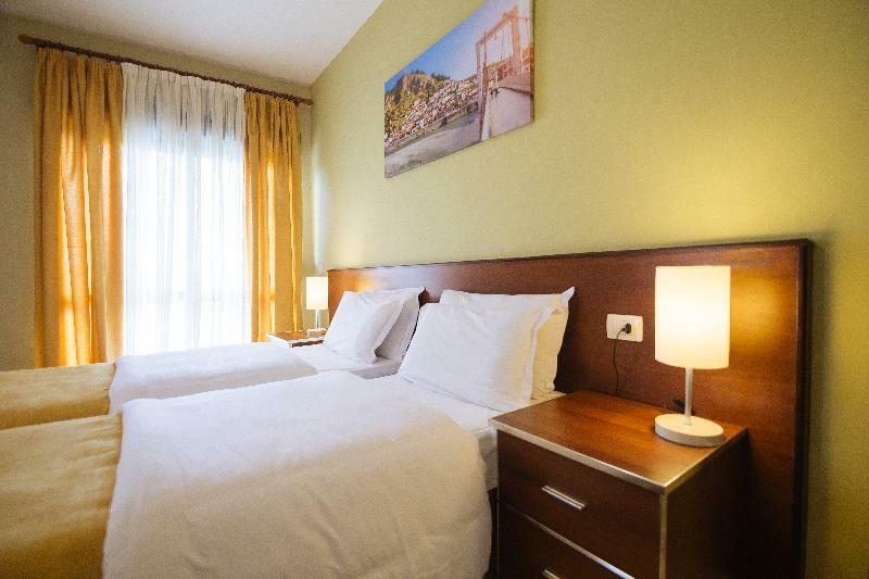 Akileda Hotel Kryemedhej Экстерьер фото